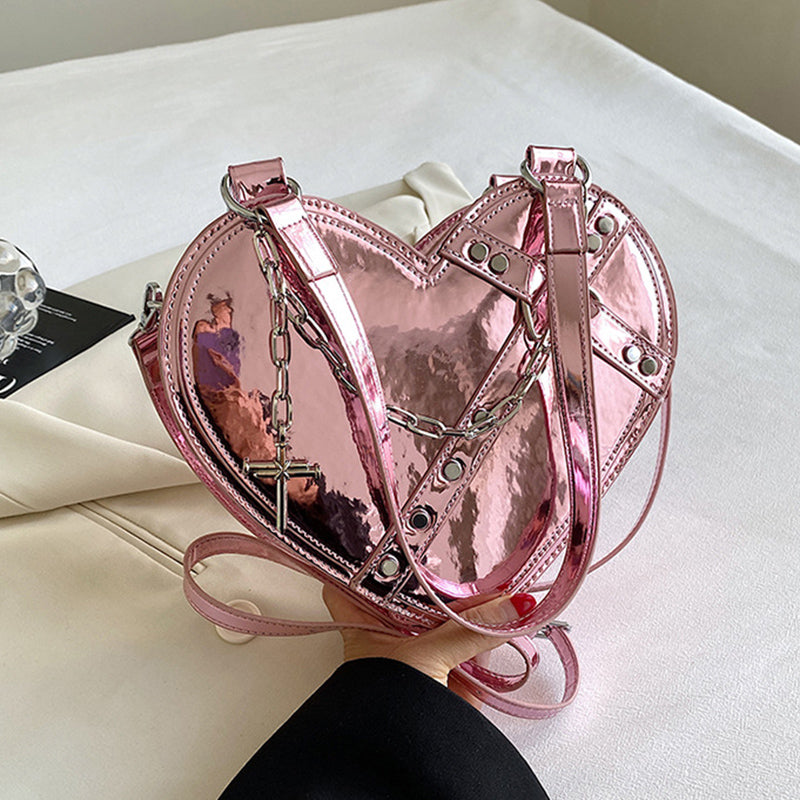 Chain Heart-shaped Bags Large Capacity Love Shoulder Bag For Women Valentine’s Day - hand